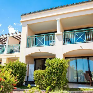 Guestready - Lovely With A Pool And A Sea View Appartement